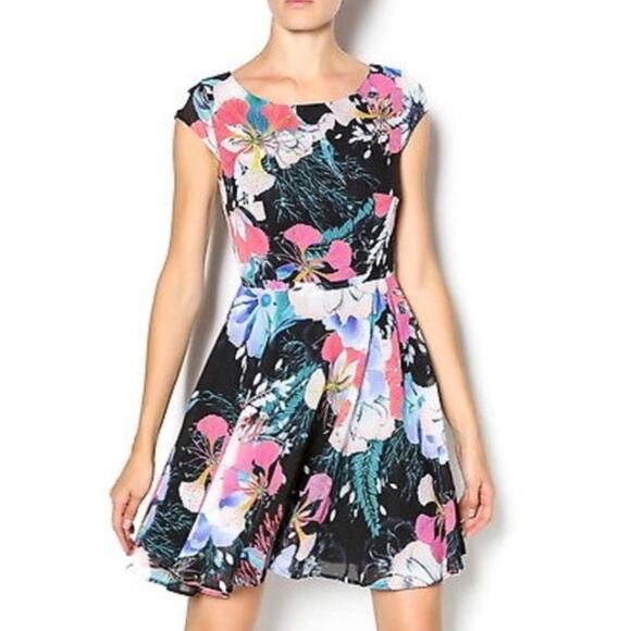 French Connection Floral Reef Fit & Flare Skater Mini Party Dress SZ 4 - Picture 1 of 13